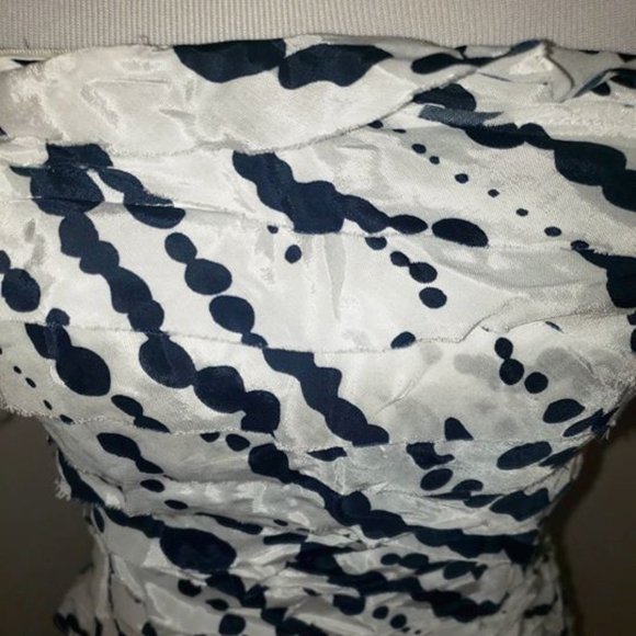 💙 Jessica Simpson Ruffle Dress with removable straps Strapless - Picture 4 of 7